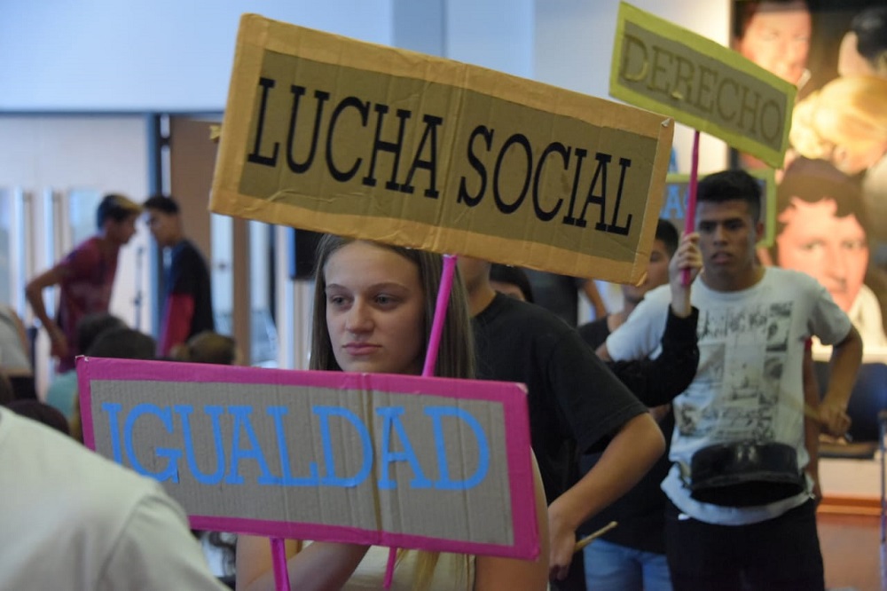 JÓVENES Y MEMORIA: LOS ENVIONEROS PRESENTARON SUS TRABAJOS