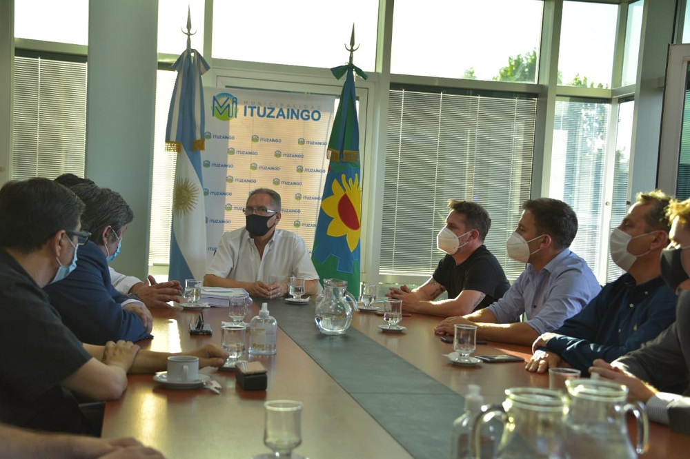 DESCALZO Y MARINUCCI FIRMAN ACUERDO DE OBRAS
