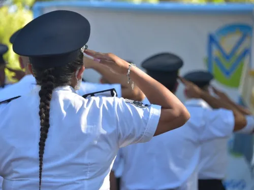 DESCALZO ENCABEZÓ EL 140° ANIVERSARIO DE LA POLICÍA BONAERENSE