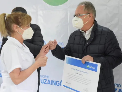 RECONOCIMIENTO AL PERSONAL DE SALUD