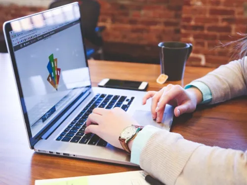 TALLERES CULTURALES A DISTANCIA