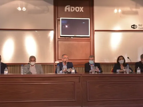 Coloquio empresarial en Ituzaingó